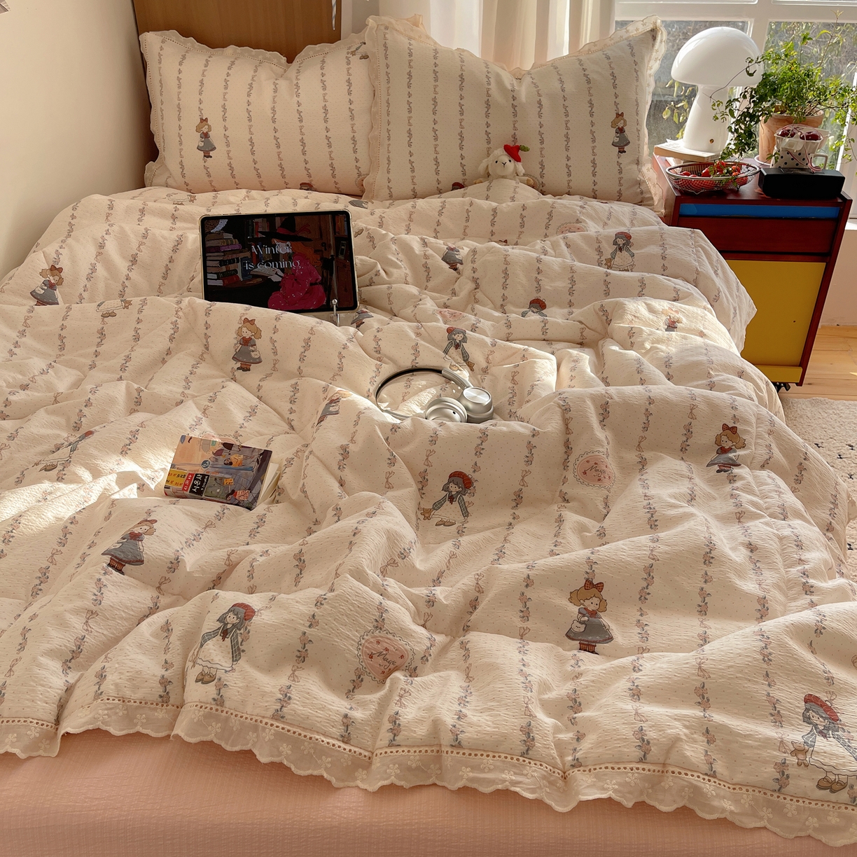 91家纺网 家纺一手货源 找家纺 宝士康家纺 2026新款10A抗菌提花色织花边单夏被/夏被四件套/空调被 洛丽条