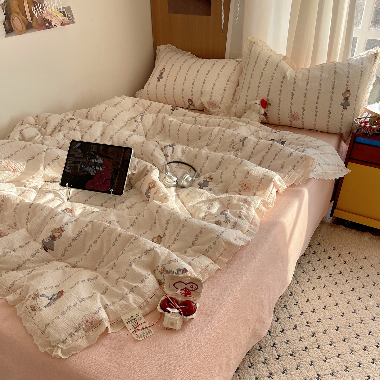 91家纺网 家纺一手货源 找家纺 宝士康家纺 2026新款10A抗菌提花色织花边单夏被/夏被四件套/空调被 洛丽条