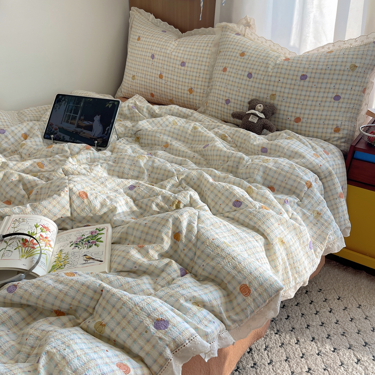 91家纺网 家纺一手货源 找家纺 宝士康家纺 2026新款10A抗菌提花色织花边单夏被/夏被四件套/空调被 南瓜格