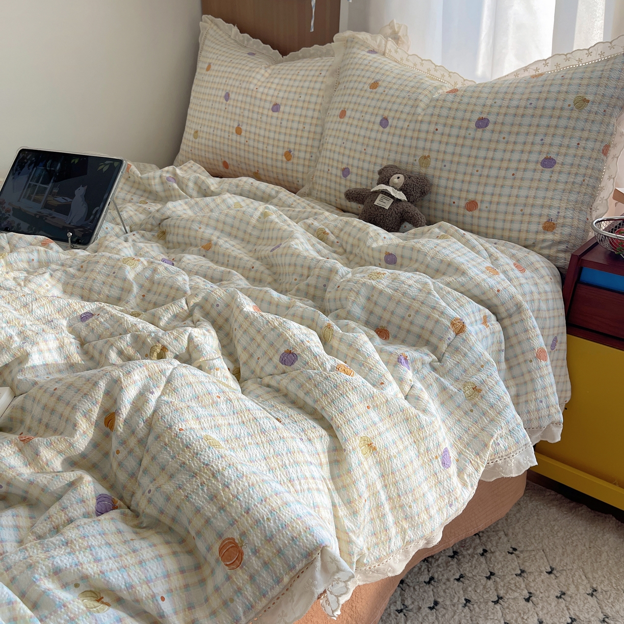 91家纺网 家纺一手货源 找家纺 宝士康家纺 2026新款10A抗菌提花色织花边单夏被/夏被四件套/空调被 南瓜格