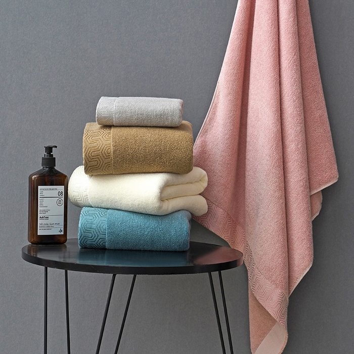 91家纺网 家纺一手货源 找家纺 朴尔家纺-毛巾被 2026新款全棉纯棉32股酒店风迷宫格加厚毛巾浴巾组合 组合图仅供展示 毛巾35x75cm/条