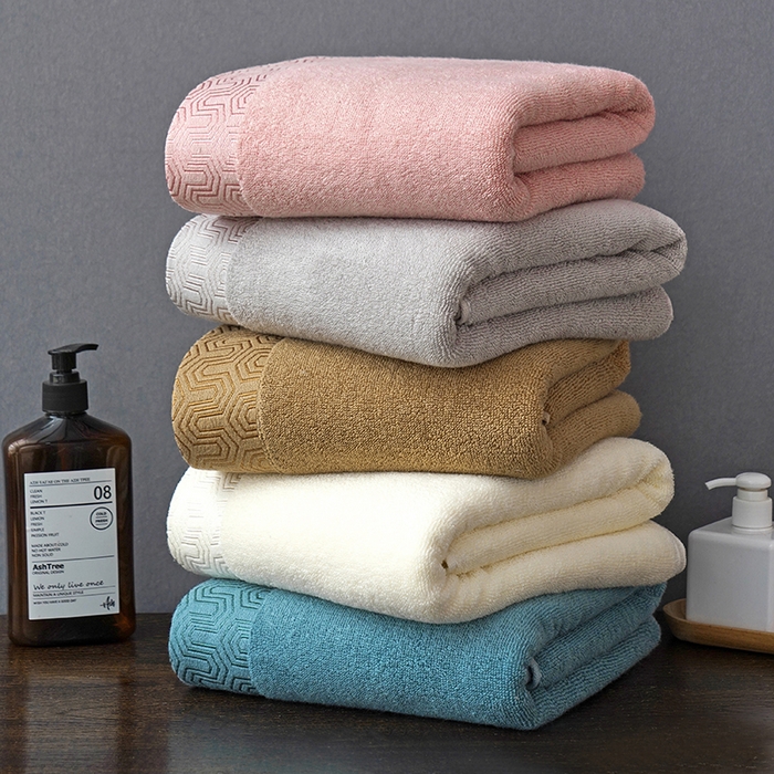 91家纺网 家纺一手货源 找家纺 朴尔家纺-毛巾被 2026新款全棉纯棉32股酒店风迷宫格加厚毛巾浴巾组合 组合图仅供展示 浴巾70x140cm/条