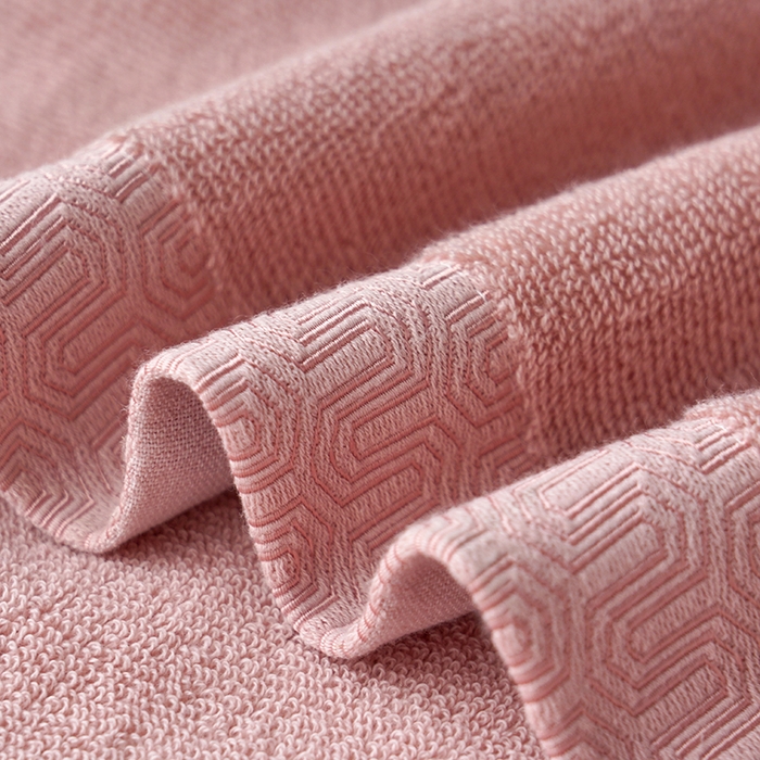 91家纺网 家纺一手货源 找家纺 朴尔家纺-毛巾被 2026新款全棉纯棉32股酒店风迷宫格加厚毛巾浴巾组合 毛巾-迷宫格-荷花粉 毛巾35x75cm/条