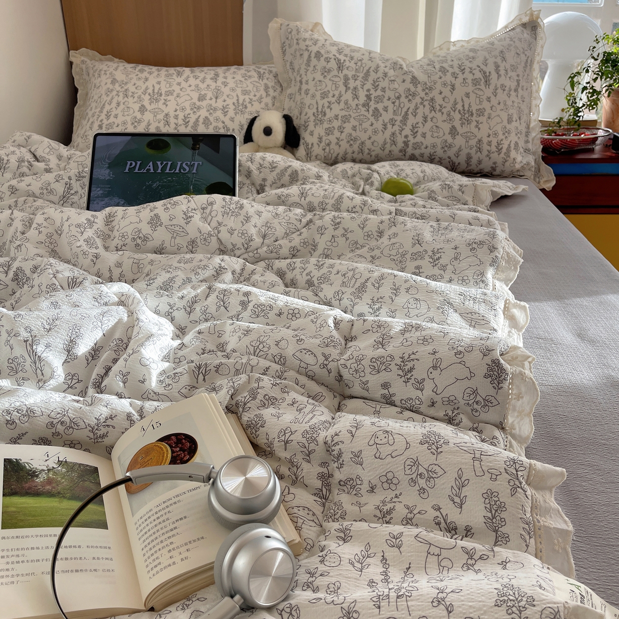 91家纺网 家纺一手货源 找家纺 宝士康家纺 2026新款10A抗菌提花色织花边单夏被/夏被四件套/空调被 草木灰序