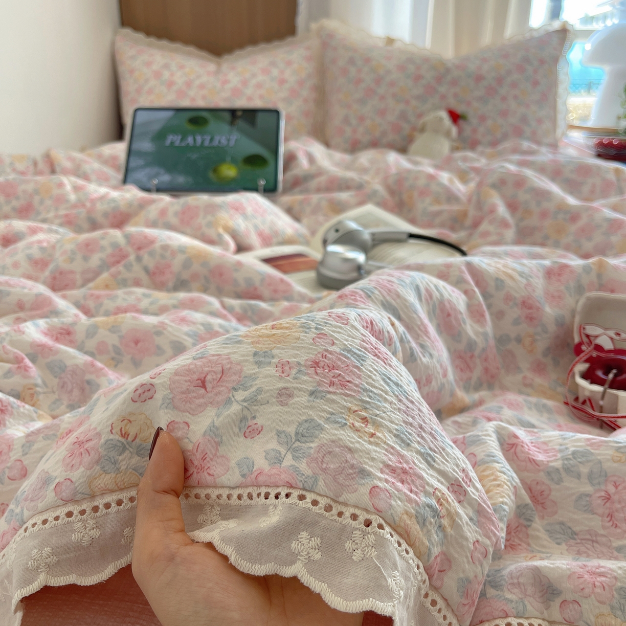 91家纺网 家纺一手货源 找家纺 宝士康家纺 2026新款10A抗菌提花色织花边单夏被/夏被四件套/空调被 粉黛蔷薇