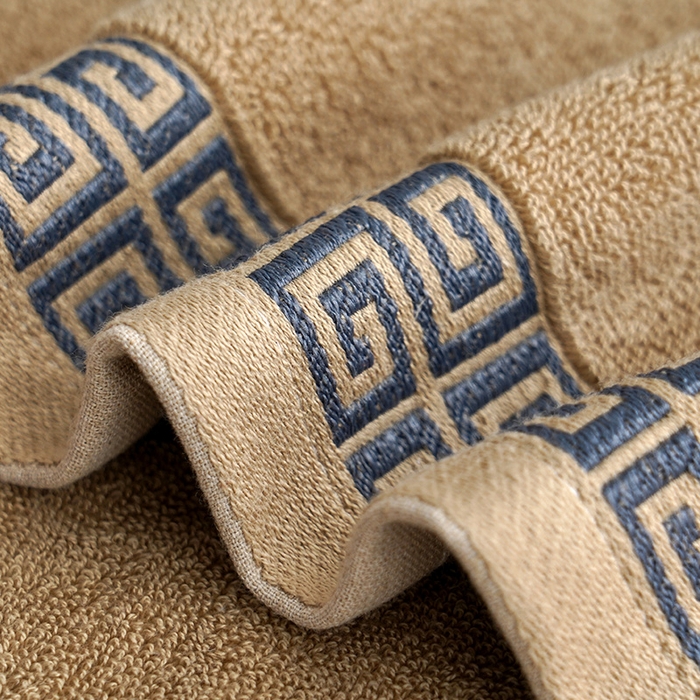 91家纺网 家纺一手货源 找家纺 朴尔家纺-毛巾被 2026新款全棉纯棉32股民族风长城格加厚毛巾浴巾方巾三件套组合 浴巾-长城格-棕色 毛巾35x75cm/条