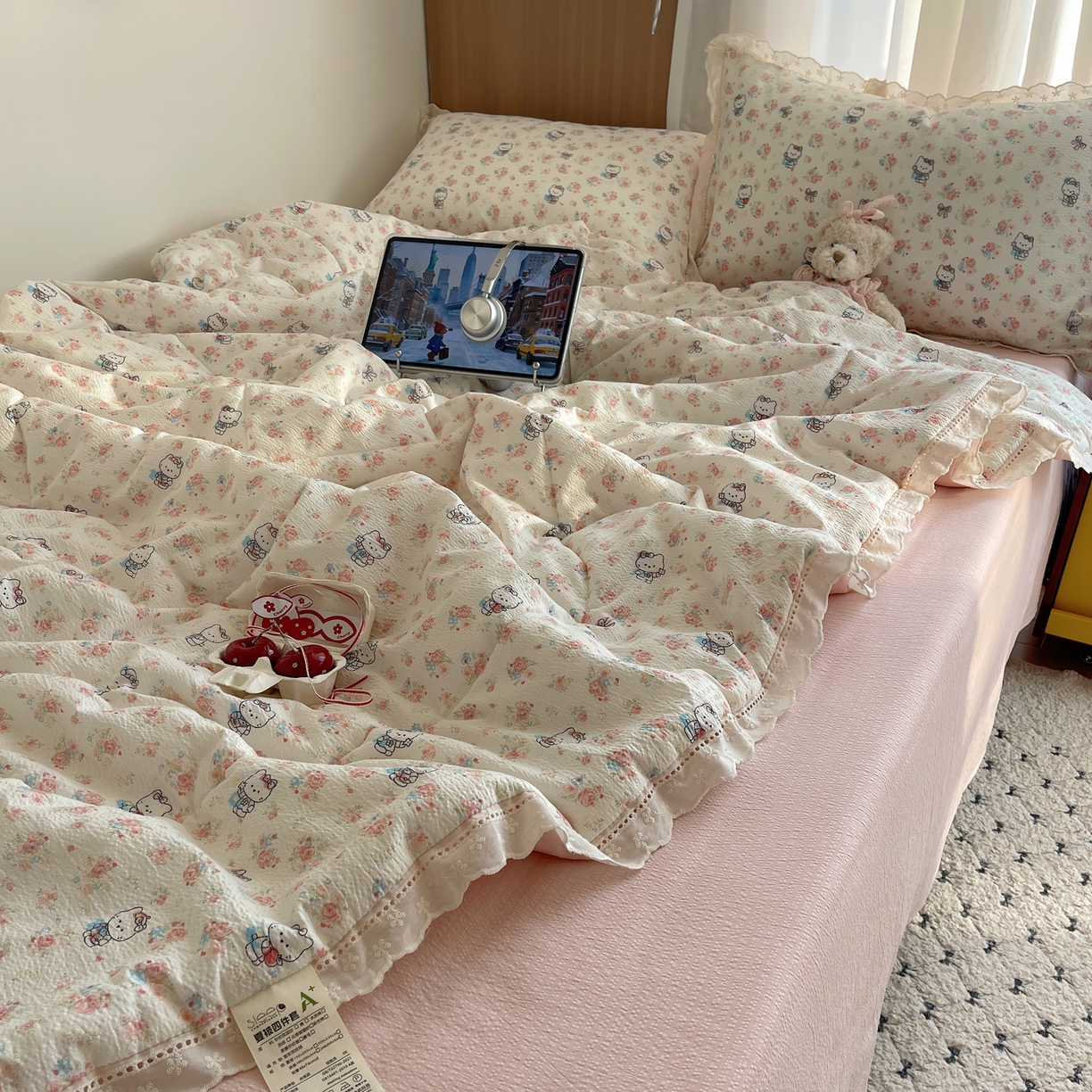 91家纺网 家纺一手货源 找家纺 宝士康家纺 2026新款10A抗菌提花色织花边单夏被/夏被四件套/空调被 花样KT