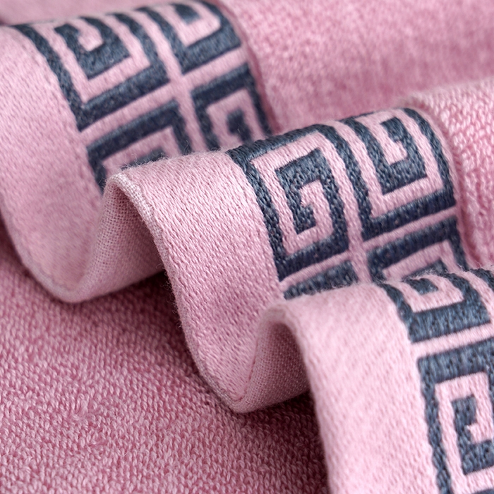 91家纺网 家纺一手货源 找家纺 朴尔家纺-毛巾被 2026新款全棉纯棉32股民族风长城格加厚毛巾浴巾方巾三件套组合 毛巾-长城格-粉色 毛巾35x75cm/条