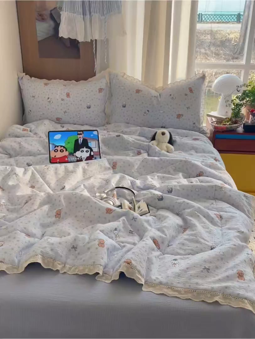 91家纺网 家纺一手货源 找家纺 宝士康家纺 2026新款10A抗菌提花色织花边单夏被/夏被四件套/空调被 蓝星狗