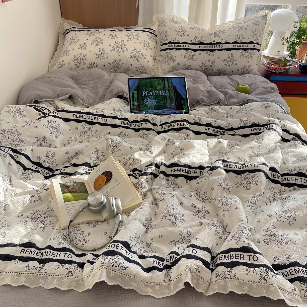 91家纺网 家纺一手货源 找家纺 宝士康家纺 2026新款10A抗菌提花色织花边单夏被/夏被四件套/空调被 墨序花