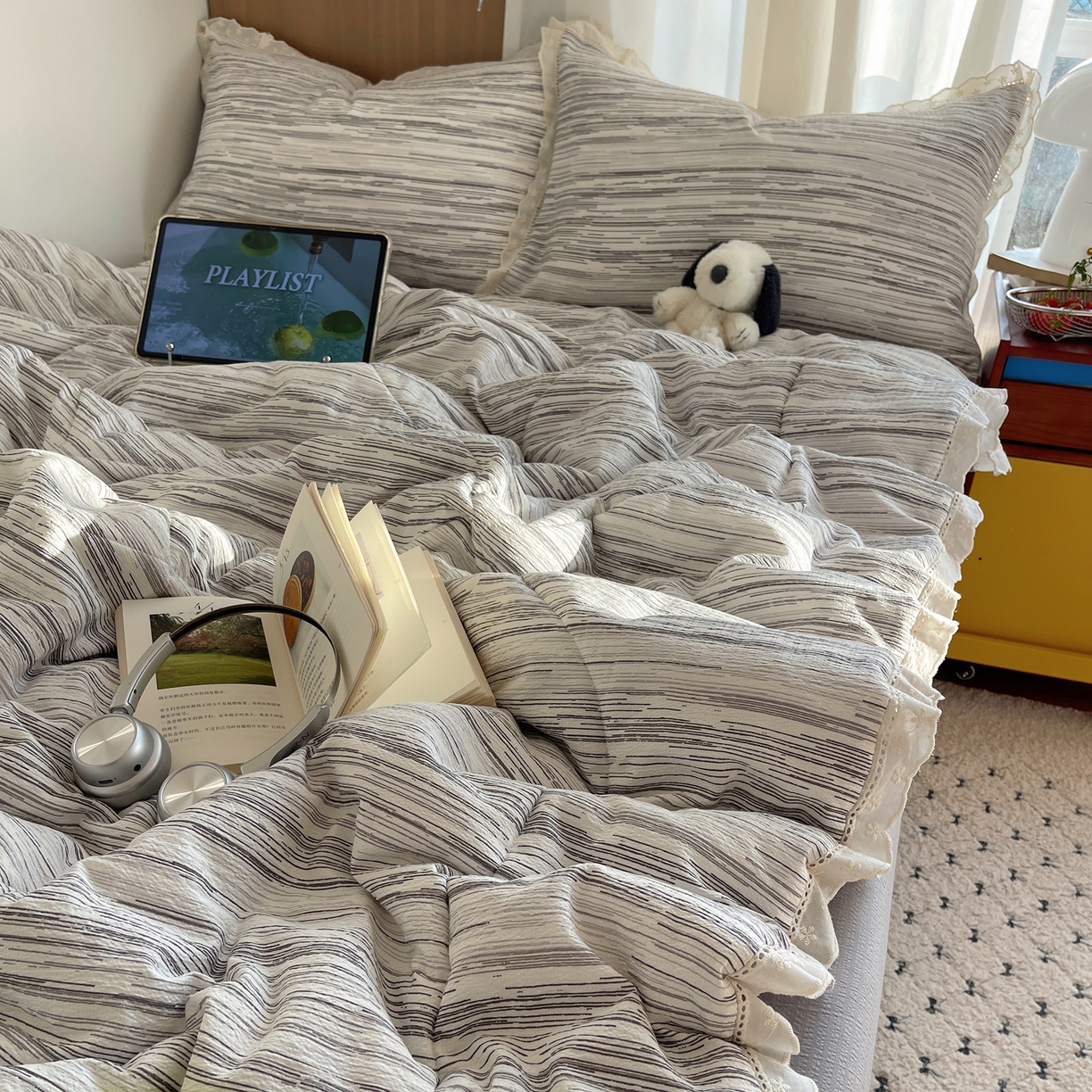 91家纺网 家纺一手货源 找家纺 宝士康家纺 2026新款10A抗菌提花色织花边单夏被/夏被四件套/空调被 素锦纹