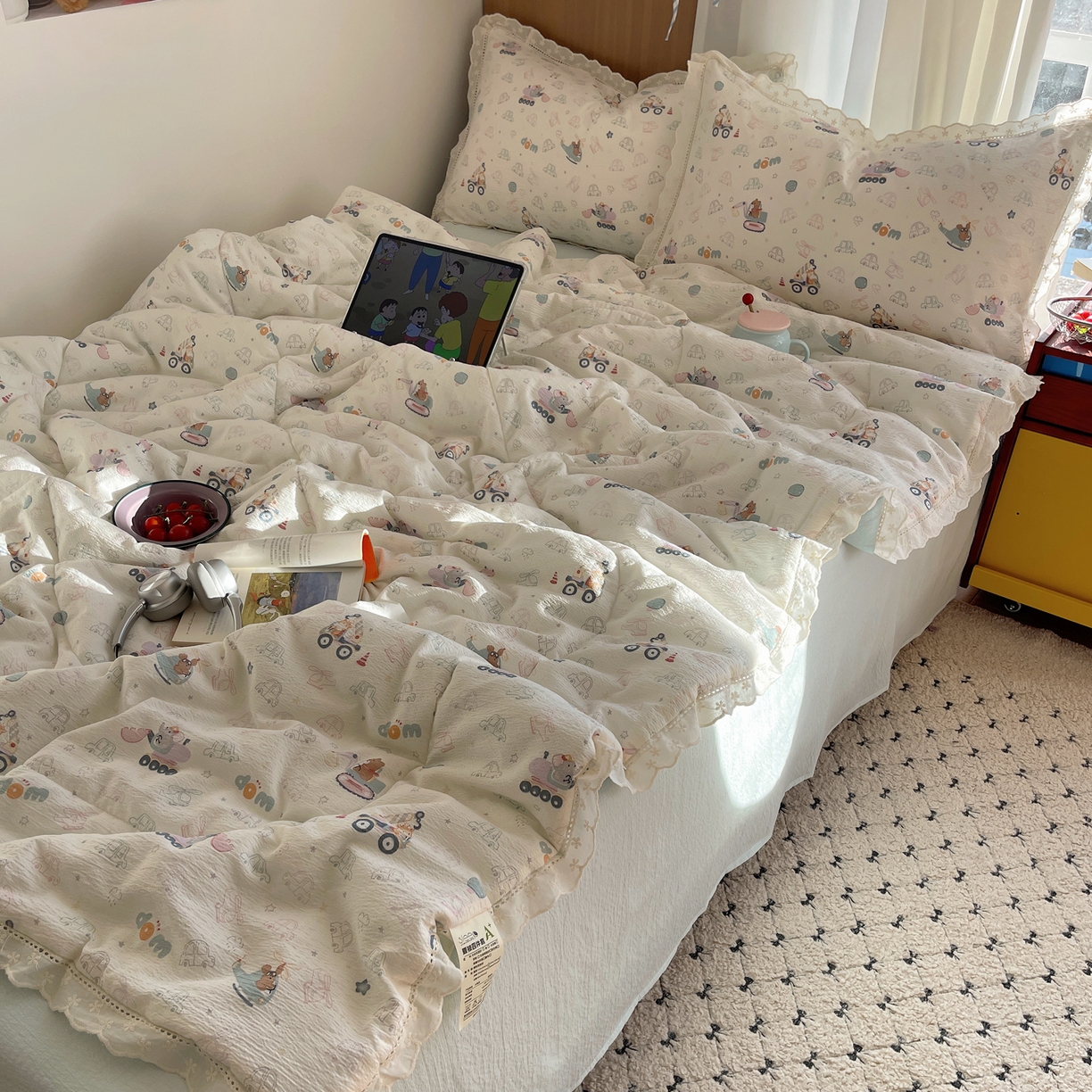 91家纺网 家纺一手货源 找家纺 宝士康家纺 2026新款10A抗菌提花色织花边单夏被/夏被四件套/空调被 象车乐园