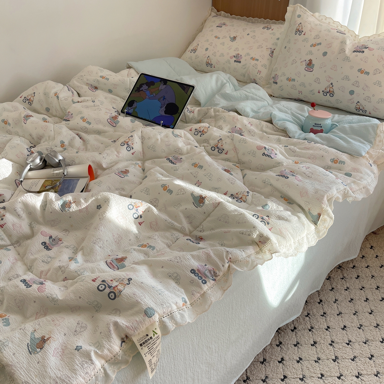 91家纺网 家纺一手货源 找家纺 宝士康家纺 2026新款10A抗菌提花色织花边单夏被/夏被四件套/空调被 象车乐园