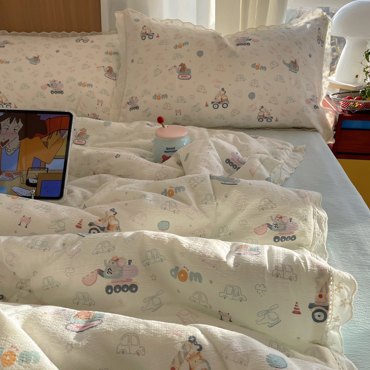 91家纺网 家纺一手货源 找家纺 宝士康家纺 2026新款10A抗菌提花色织花边单夏被/夏被四件套/空调被 象车乐园