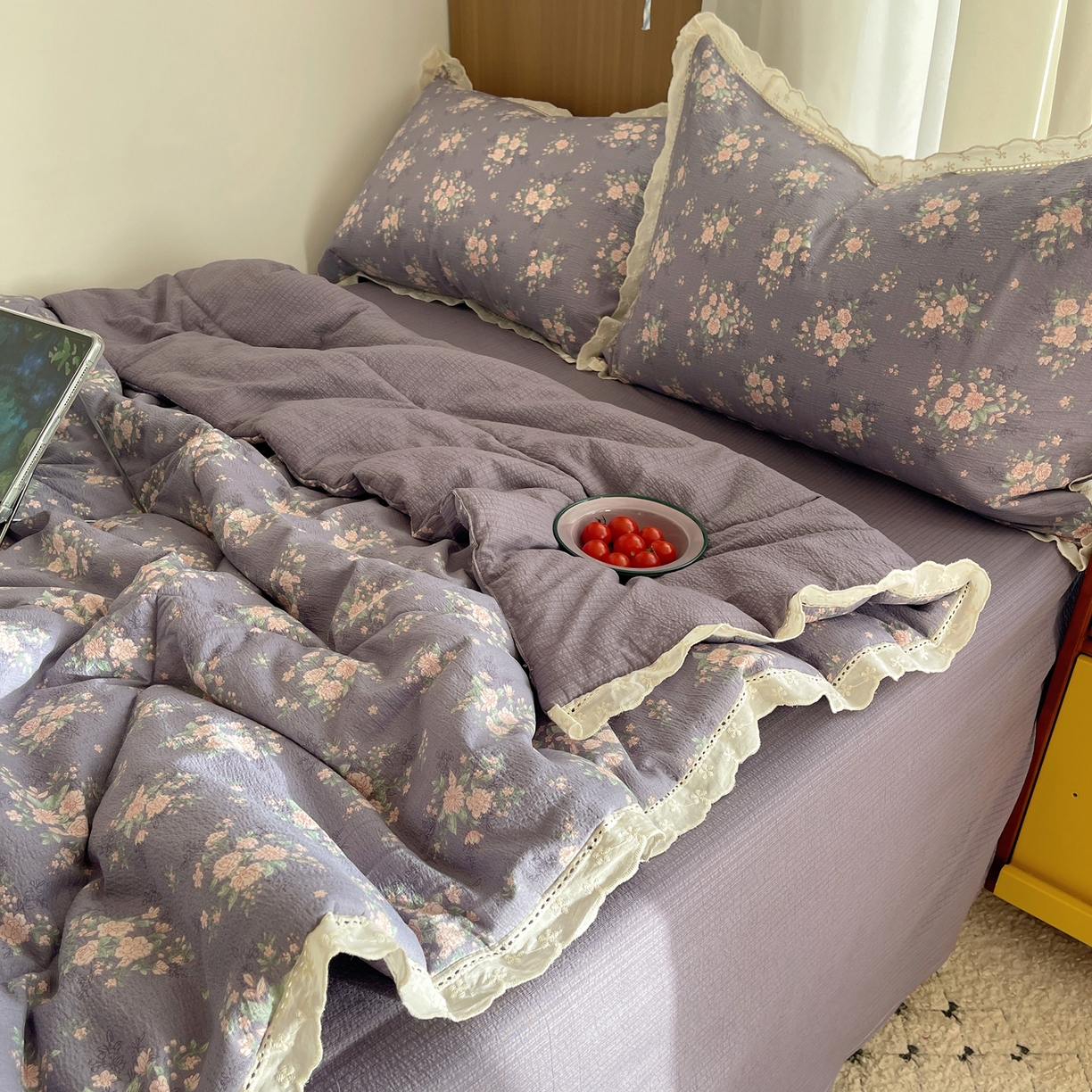 91家纺网 家纺一手货源 找家纺 宝士康家纺 2026新款10A抗菌提花色织花边单夏被/夏被四件套/空调被 樱落紫