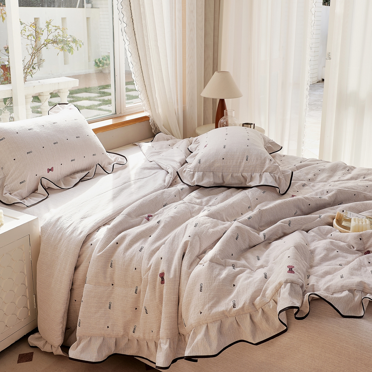 91家纺网 家纺一手货源 找家纺 宝士康家纺 2026新款10A抗菌提花色织花边单夏被/夏被四件套/空调被 黑桃字符