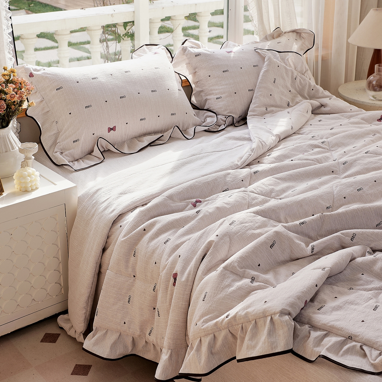 91家纺网 家纺一手货源 找家纺 宝士康家纺 2026新款10A抗菌提花色织花边单夏被/夏被四件套/空调被 黑桃字符