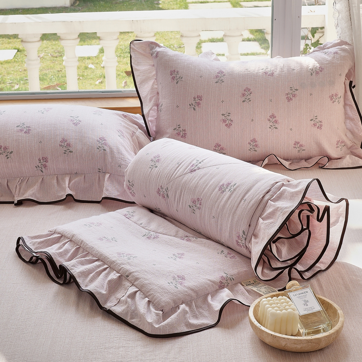 91家纺网 家纺一手货源 找家纺 宝士康家纺 2026新款10A抗菌提花色织花边单夏被/夏被四件套/空调被 樱花绘