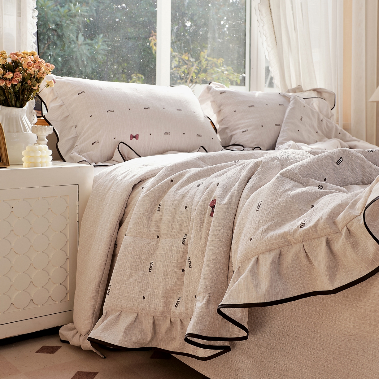 91家纺网 家纺一手货源 找家纺 宝士康家纺 2026新款10A抗菌提花色织花边单夏被/夏被四件套/空调被 黑桃字符