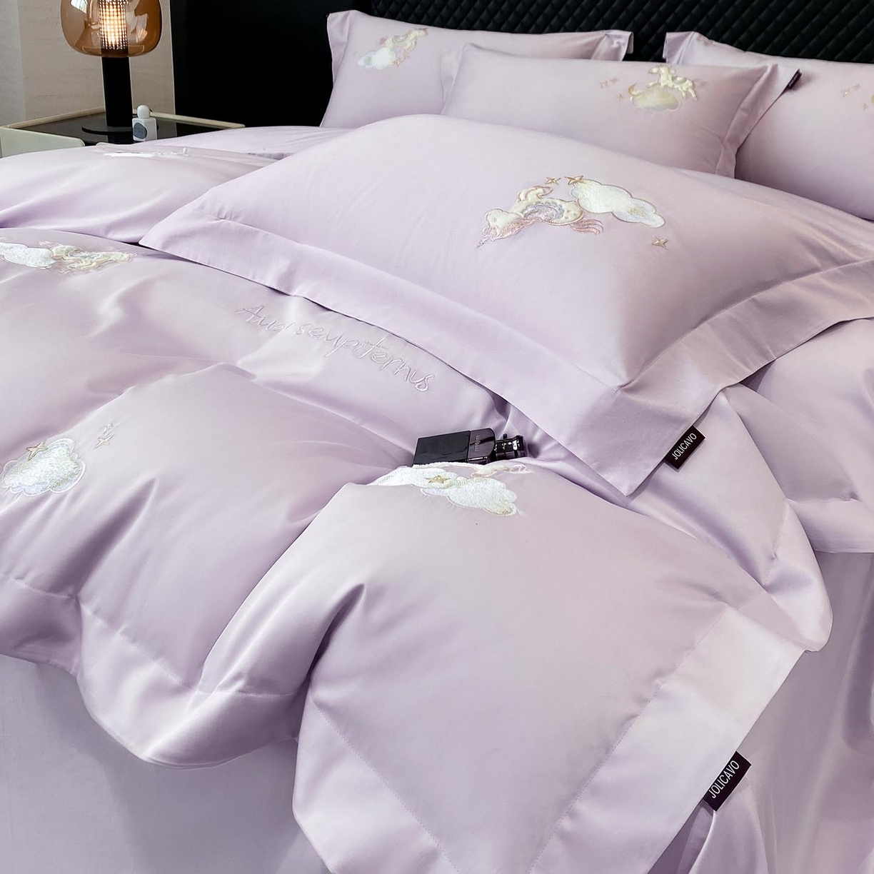 91家纺网 家纺一手货源 找家纺 （总）春夏新品A类长绒棉纯棉四件套100全棉重工刺绣被套床单床笠纯色高端轻奢床上用品