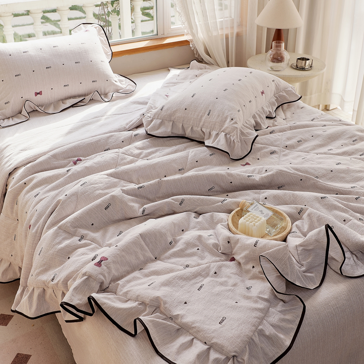 91家纺网 家纺一手货源 找家纺 宝士康家纺 2026新款10A抗菌提花色织花边单夏被/夏被四件套/空调被 黑桃字符