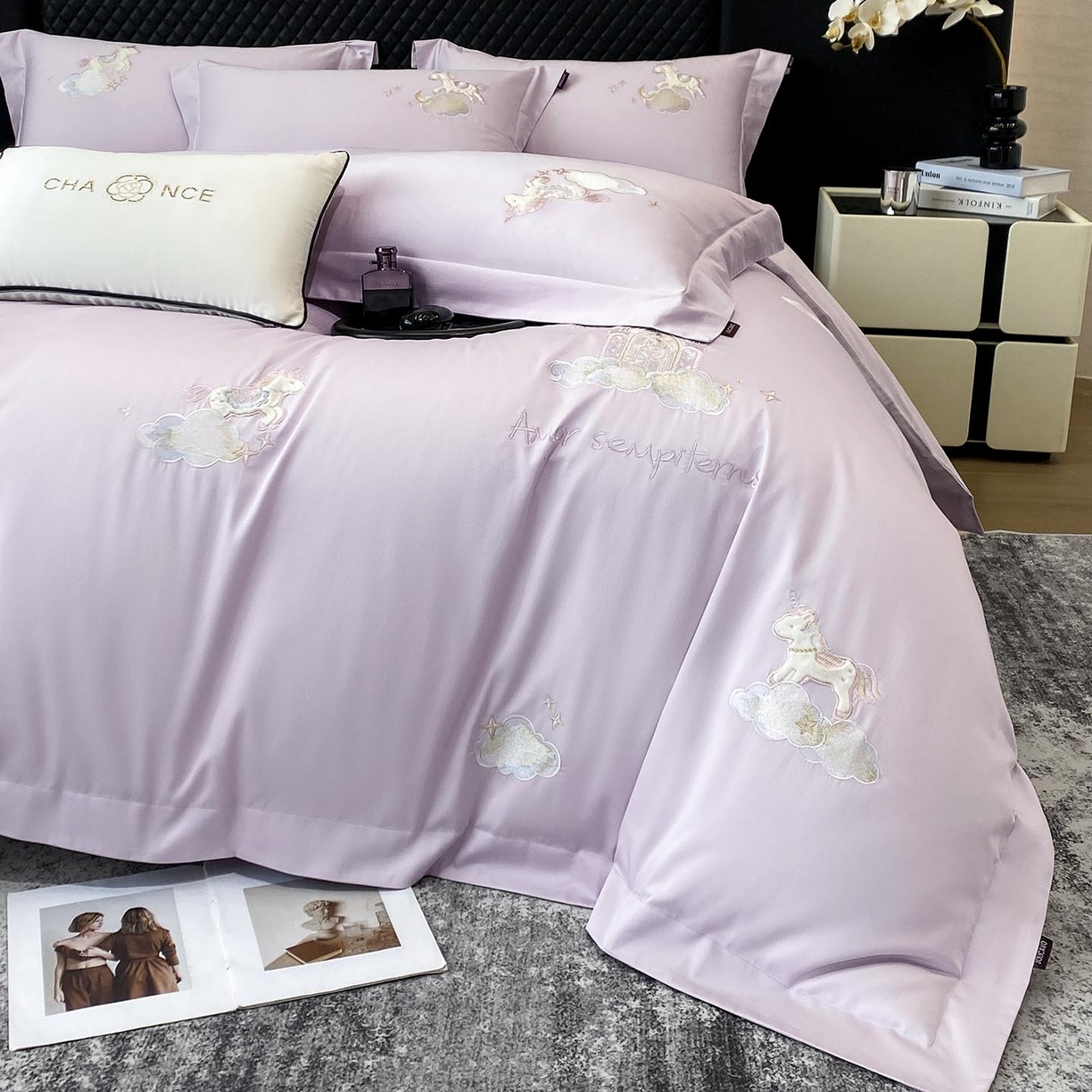 91家纺网 家纺一手货源 找家纺 春夏新品A类长绒棉纯棉四件套100全棉重工刺绣被套床单床笠纯色高端轻奢床上用品 城堡小马-黛紫