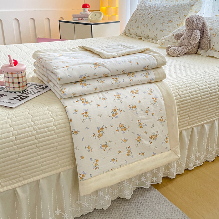 91家纺网 家纺一手货源 找家纺 （总）艺慕家纺 2025新款时尚印花牛奶绒床盖四件套