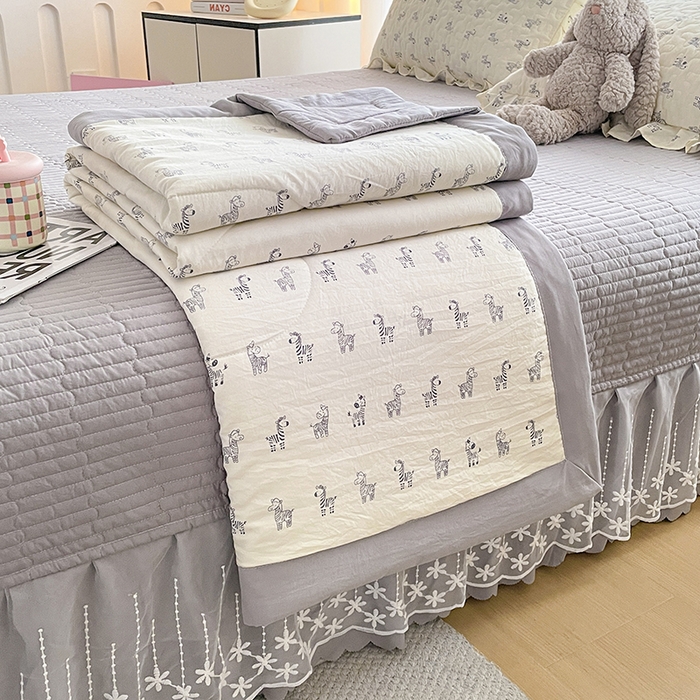 艺慕家纺 2026新款直播热款古法仿棉AB版水洗棉印花双层蕾丝花边夏被床盖四件套 AB版-斑马乐园