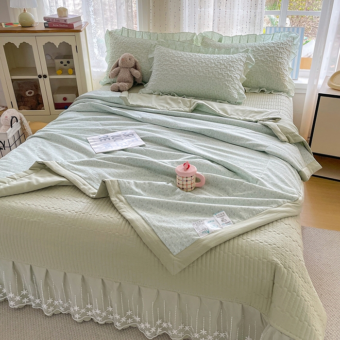 91家纺网 家纺一手货源 找家纺 艺慕家纺 2026新款直播热款古法仿棉AB版水洗棉印花双层蕾丝花边夏被床盖四件套 AB版-薄荷绿