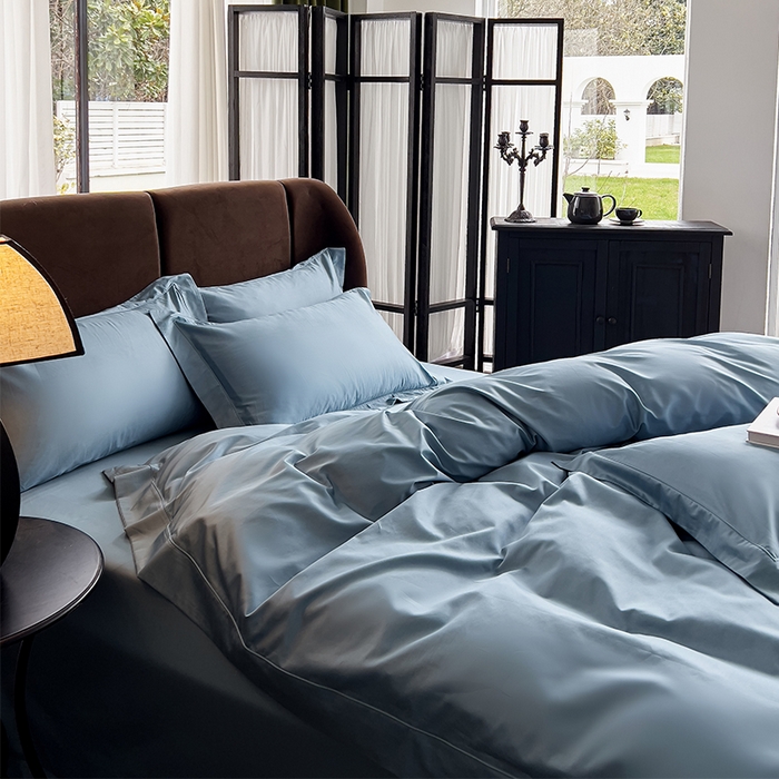 91家纺网 家纺一手货源 找家纺 栩裕纺织 2026新款双股长绒棉纯色单品被套系列-邂逅 月光蓝