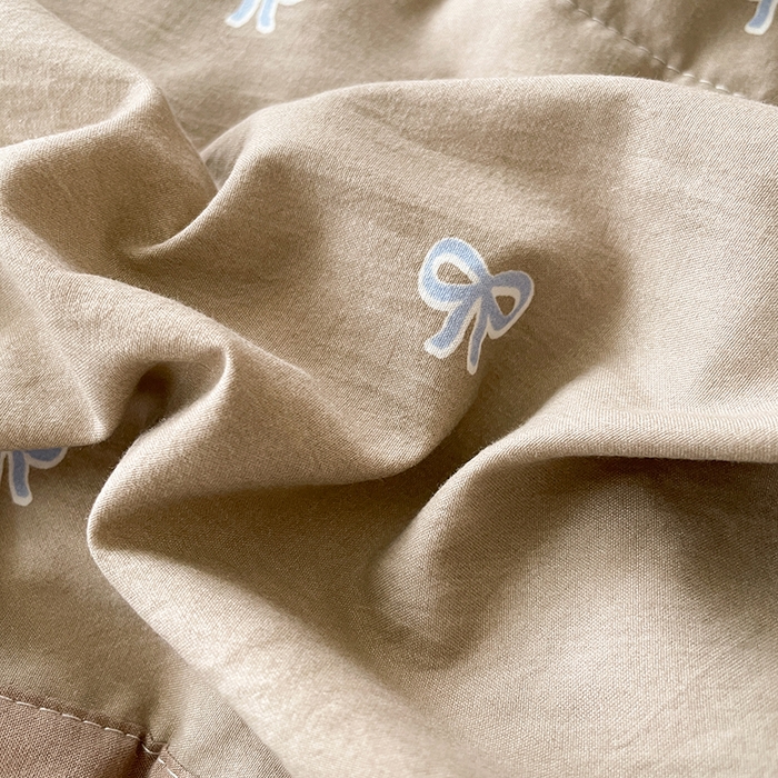 91家纺网 家纺一手货源 找家纺 艺慕家纺 2026新款直播热款古法仿棉AB版水洗棉印花双层蕾丝花边夏被床盖四件套 AB版-咖色蝴蝶结