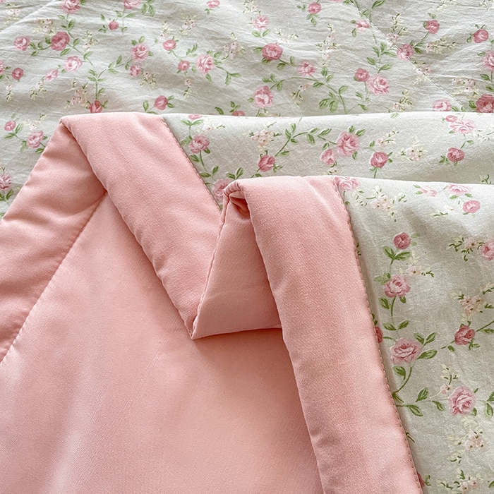 91家纺网 家纺一手货源 找家纺 艺慕家纺 2026新款直播热款古法仿棉AB版水洗棉印花双层蕾丝花边夏被床盖四件套 AB版-雾紫花蔓