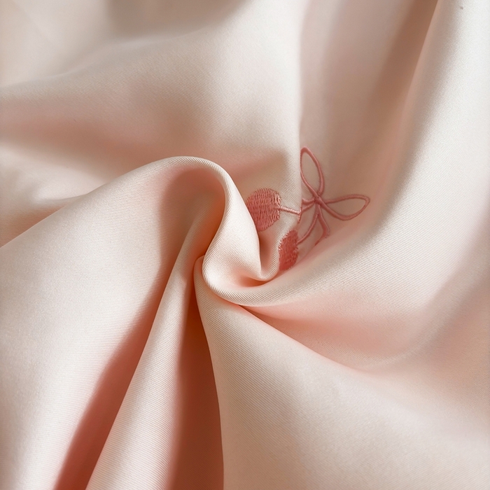 91家纺网 家纺一手货源 找家纺 暖意家纺 2026春夏新款水洗真丝夏被夏凉被空调被四件套 樱桃之恋 粉