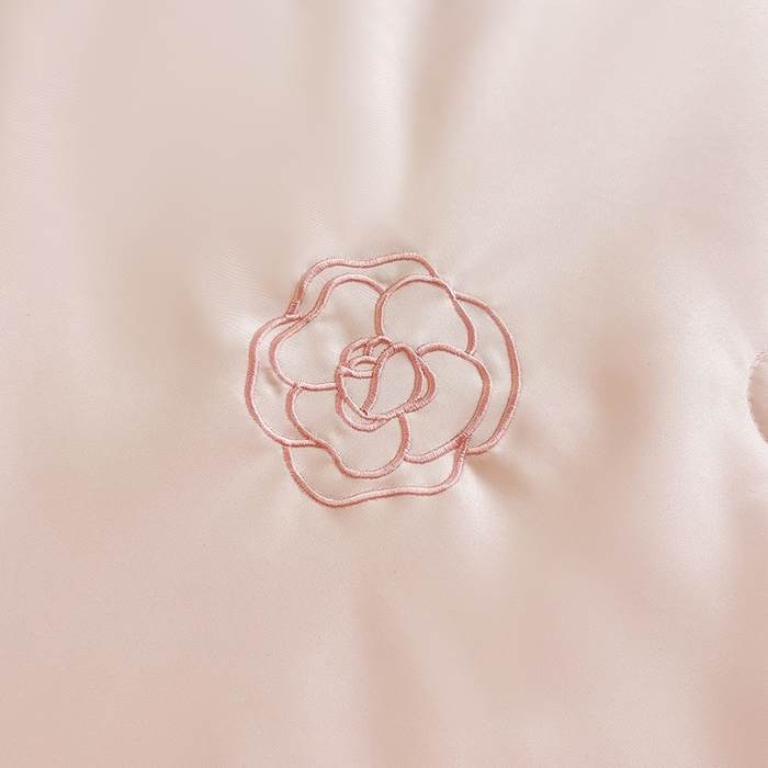 91家纺网 家纺一手货源 找家纺 暖意家纺 2026春夏新款水洗真丝夏被夏凉被空调被四件套 玫瑰花香-粉