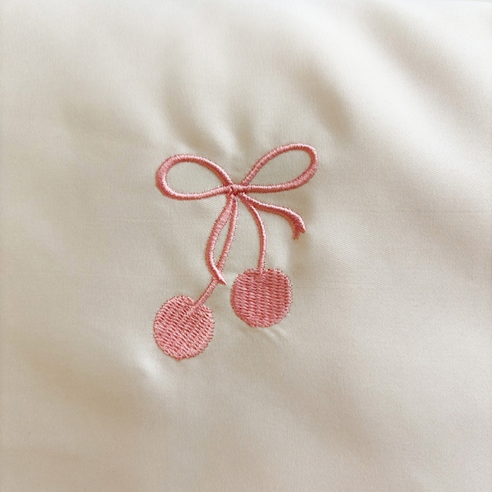 91家纺网 家纺一手货源 找家纺 暖意家纺 2026春夏新款水洗真丝夏被夏凉被空调被四件套 樱桃之恋-米粉