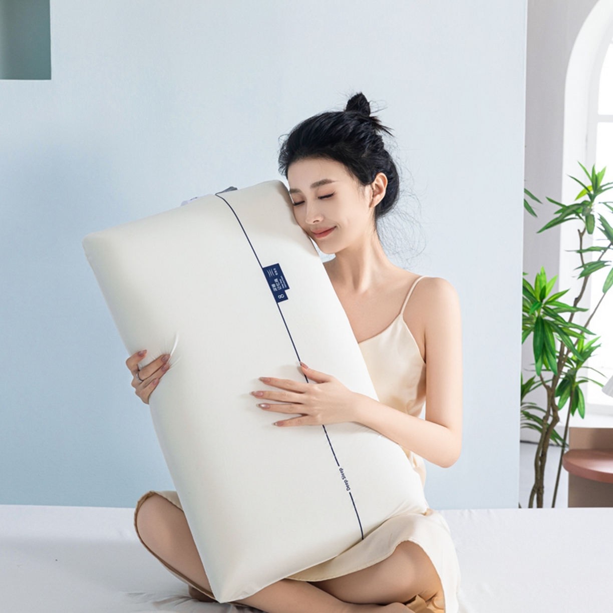 91家纺网 家纺一手货源 找家纺 （总）七夜居 2026新款某朵同款慢回弹深睡太空记忆枕芯面包枕 枕头枕芯记忆枕