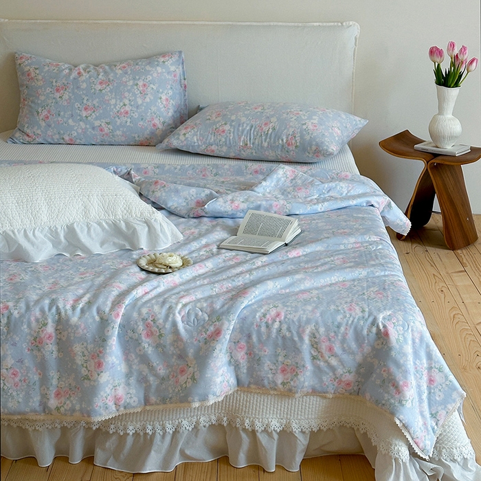 91家纺网 家纺一手货源 找家纺 一加一 2026新款全棉双层纱印花凉感夏被-云纱织梦 莱茵河畔