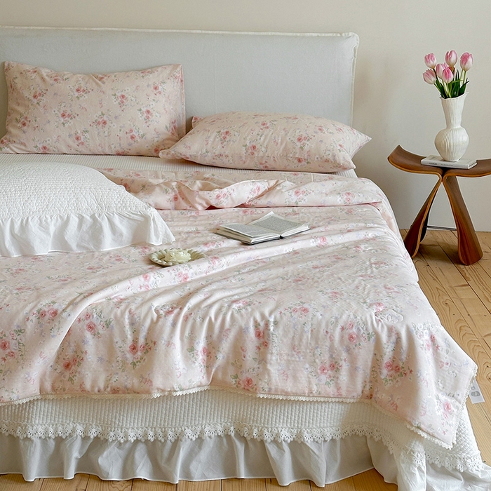 91家纺网 家纺一手货源 找家纺 一加一 2026新款全棉双层纱印花凉感夏被-云纱织梦 花海