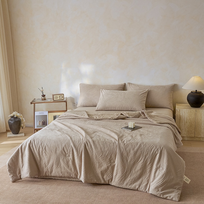 91家纺网 家纺一手货源 找家纺 （总）一加一 2026新款全棉提花级简松弛大豆夏被-素棉云皱