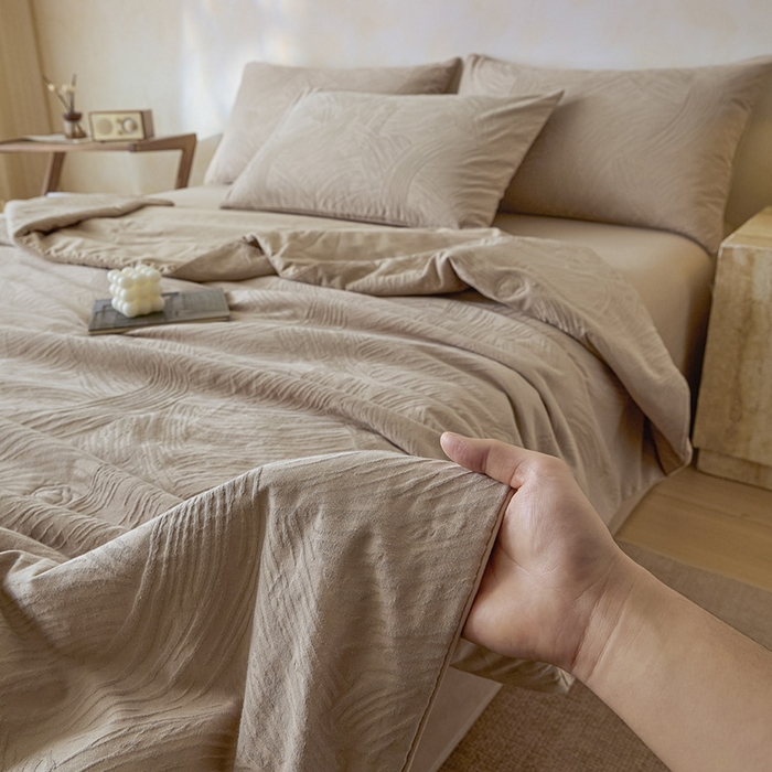 91家纺网 家纺一手货源 找家纺 （总）一加一 2026新款全棉提花级简松弛大豆夏被-素棉云皱
