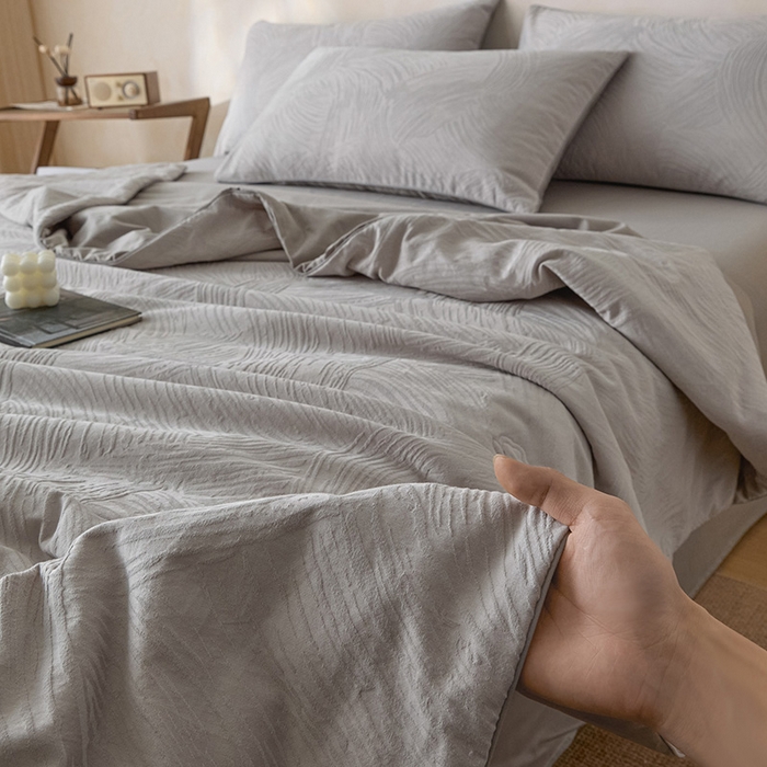 一加一 2026新款全棉提花级简松弛大豆夏被-素棉云皱 布兰卡-银灰