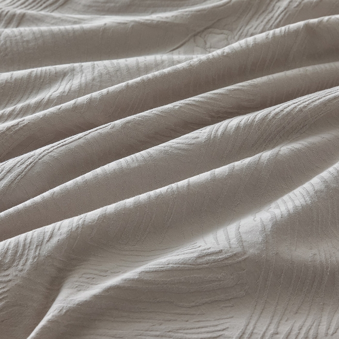 91家纺网 家纺一手货源 找家纺 一加一 2026新款全棉提花级简松弛大豆夏被-素棉云皱 布兰卡-银灰