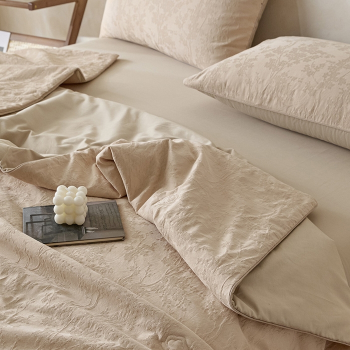 91家纺网 家纺一手货源 找家纺 一加一 2026新款全棉提花级简松弛大豆夏被-素棉云皱 梦幻花园