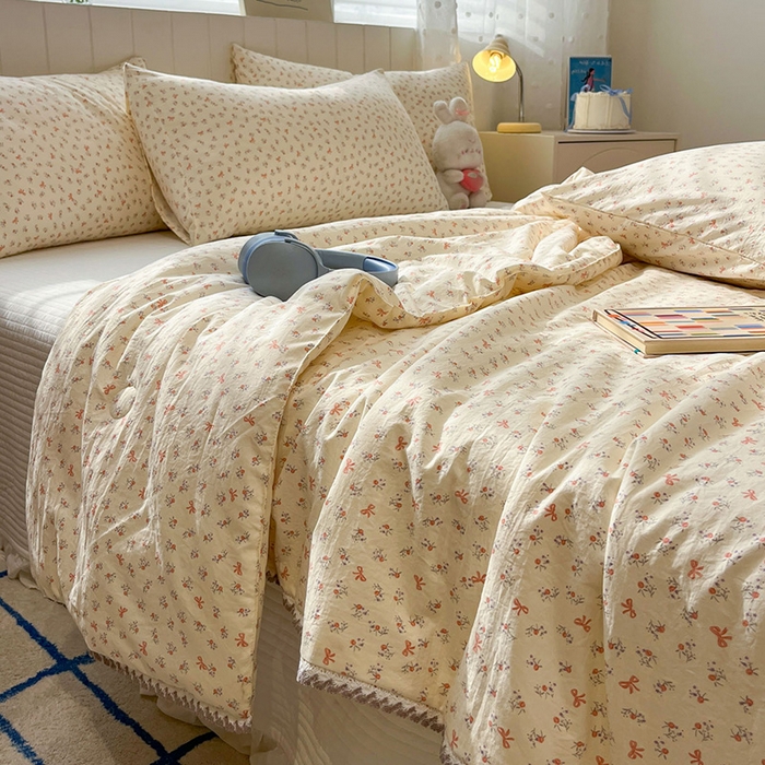 91家纺网 家纺一手货源 找家纺 一加一 2026新款全棉小花边碎花大豆夏被-棉云花畔 丝语