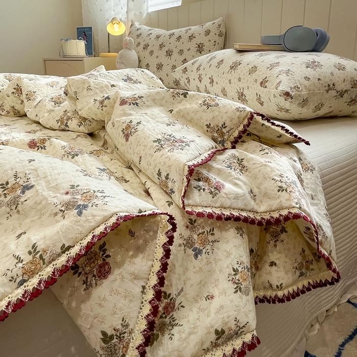 91家纺网 家纺一手货源 找家纺 一加一 2026新款全棉小花边碎花大豆夏被-棉云花畔 花月影