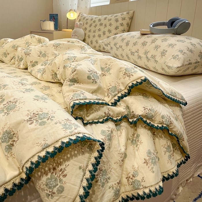 91家纺网 家纺一手货源 找家纺 一加一 2026新款全棉小花边碎花大豆夏被-棉云花畔 铃兰