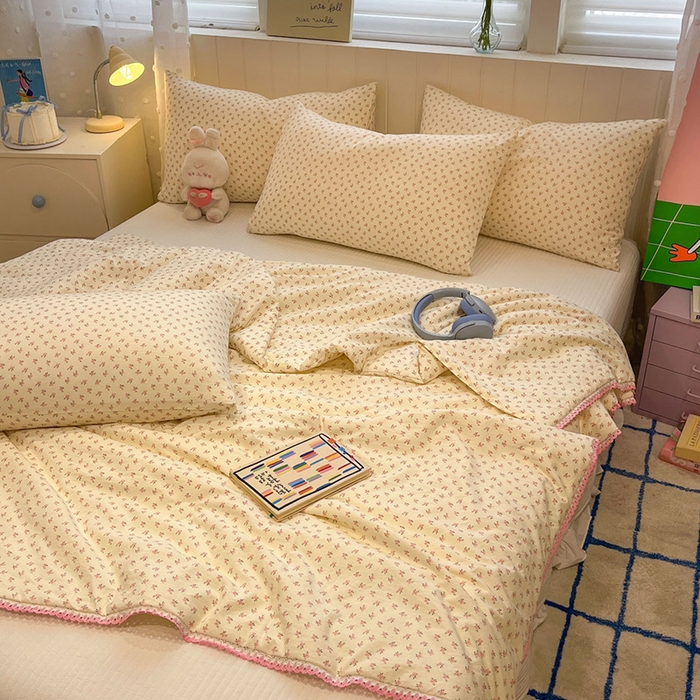 91家纺网 家纺一手货源 找家纺 一加一 2026新款全棉小花边碎花大豆夏被-棉云花畔 禾棠悦色