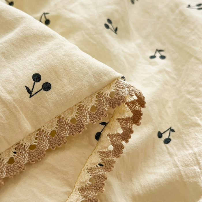 91家纺网 家纺一手货源 找家纺 （总）一加一 2026新款全棉小花边碎花大豆夏被-棉云花畔