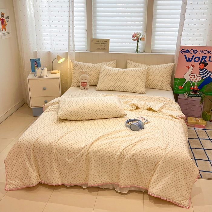 91家纺网 家纺一手货源 找家纺 一加一 2026新款全棉小花边碎花大豆夏被-棉云花畔 禾棠悦色