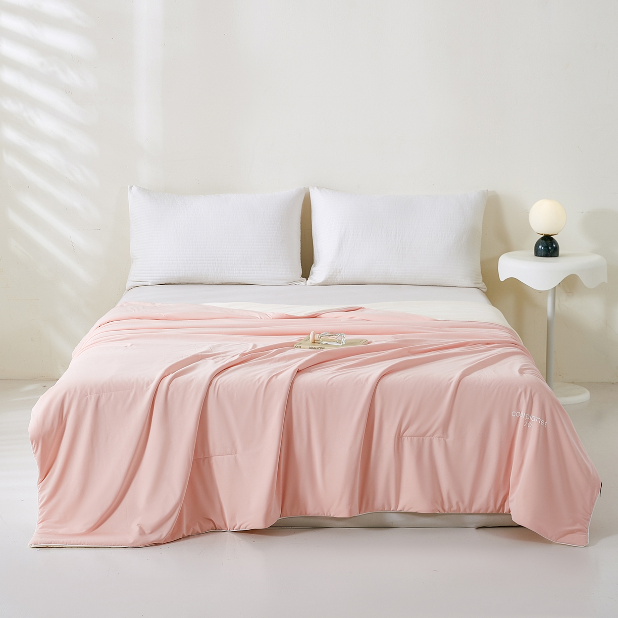 91家纺网 家纺一手货源 找家纺 眠势力 2026春夏新款锦氨凉感夏被深度睡眠夏凉被被子被芯冰淇淋空调被 桃屿粉【凉感夏被】